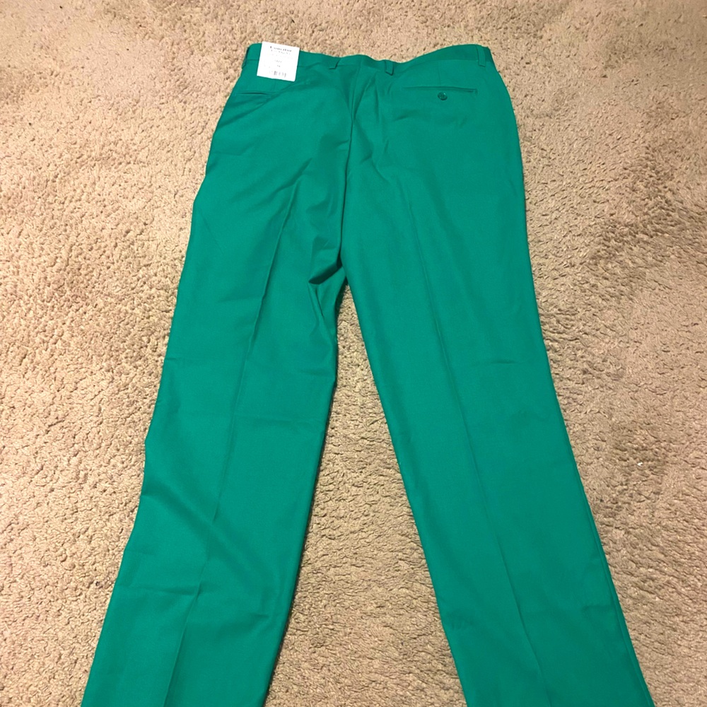 Concitor (LA) Size 36 W/ 34 L (unfinished at the bottom) emerald green pants